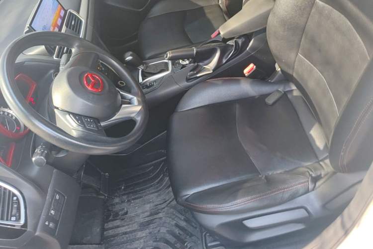Used Mazda 3 Axela 2016 Sedan 1.5L Automatic Comfort Model Left Front Seat