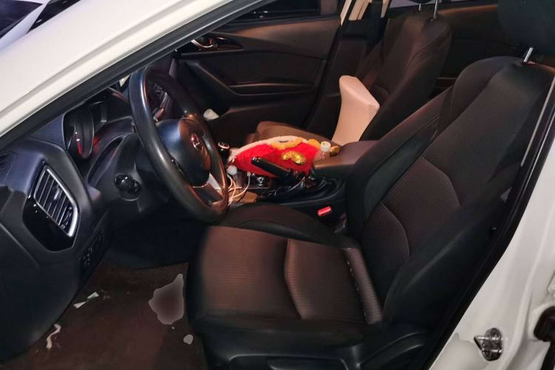 Used Mazda 3 Axela 2016 Sedan 1.5L Manual Luxury Model Left Front Seat