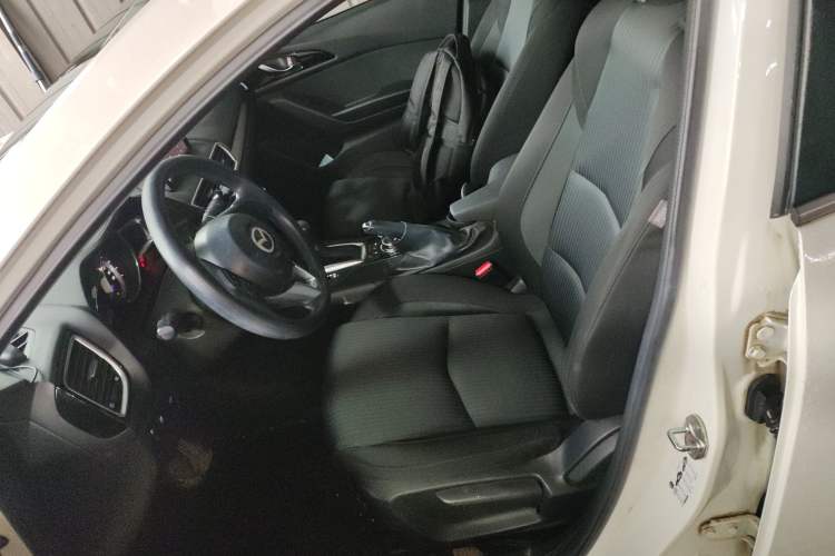 Used Mazda 3 Axela 2016 Sedan 1.5L Automatic Comfort Model Left Front Seat