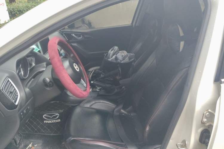 Used Mazda 3 Axela 2016 Sedan 1.5L Automatic Comfort Model Left Front Seat