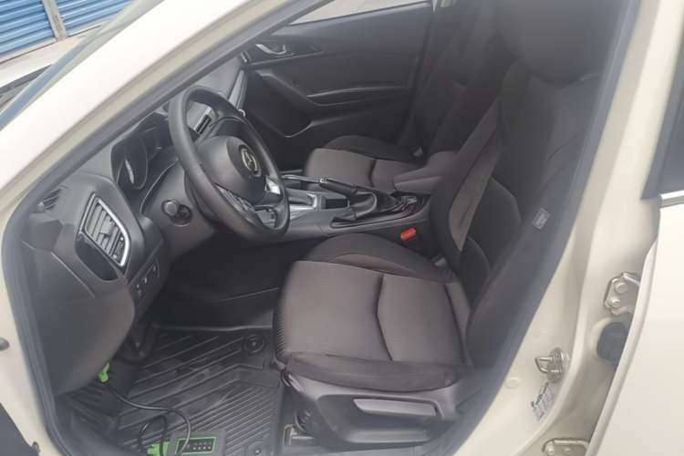 Used Mazda 3 Axela 2016 Sedan 1.5L Automatic Comfort Model Left Front Seat
