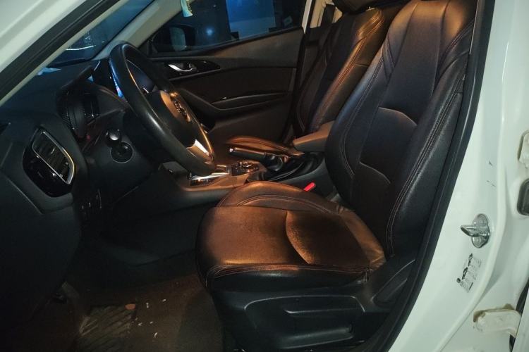 Used Mazda 3 Axela 2016 Sedan 1.5L Automatic Comfort Model Left Front Seat