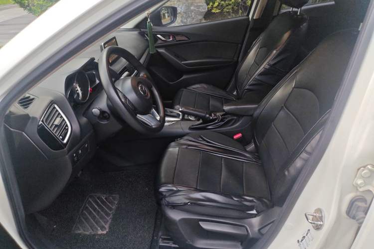 Used Mazda 3 Axela 2016 Sedan 1.5L Automatic Luxury Model Left Front Seat
