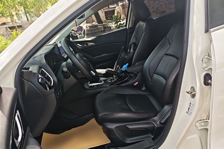 Used Mazda 3 Axela 2016 Sedan 1.5L Automatic Comfort Model Left Front Seat