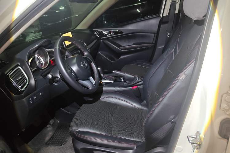 Used Mazda 3 Axela 2016 Sedan 2.0L Automatic Sport Model Left Front Seat