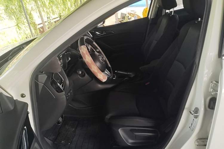 Used Mazda 3 Axela 2016 Sedan 1.5L Automatic Comfort Model Left Front Seat