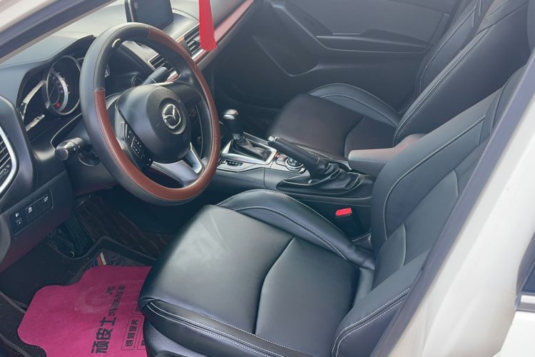 Used Mazda 3 Axela 2016 Sedan 1.5L Automatic Luxury Model Left Front Seat