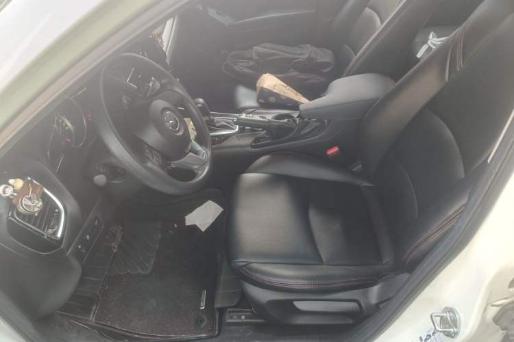 Used Mazda 3 Axela 2016 Hatchback 1.5L Automatic Luxury Model Left Front Seat