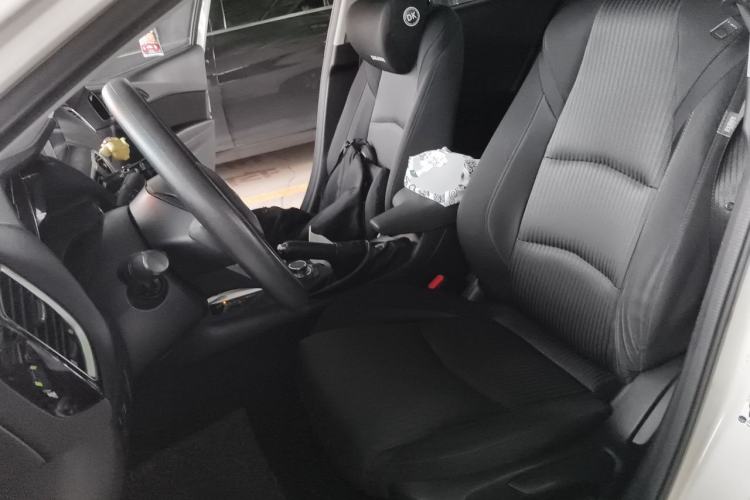 Used Mazda 3 Axela 2016 Sedan 1.5L Automatic Comfort Model Left Front Seat