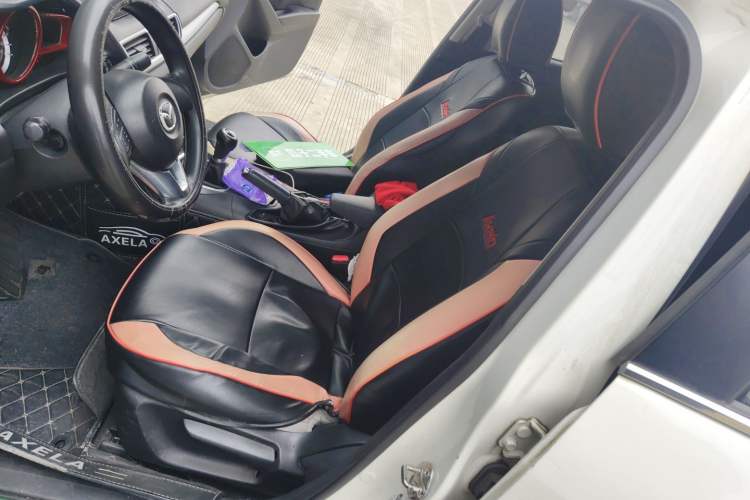 Used Mazda 3 Axela 2016 Sedan 1.5L Manual Comfort Model Left Front Seat