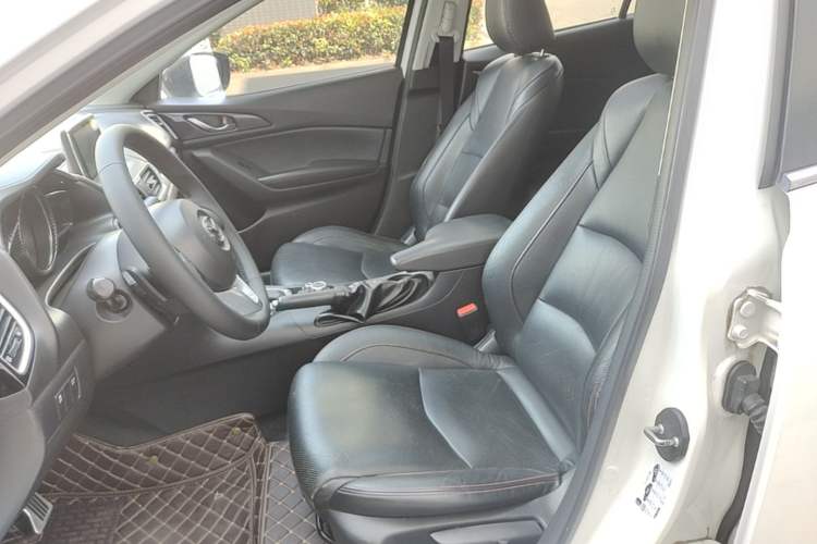 Used Mazda 3 Axela 2016 Sedan 2.0L Automatic Flagship Model Left Front Seat