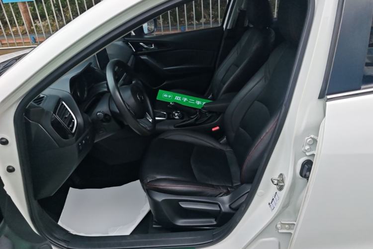 Used Mazda 3 Axela 2016 Sedan 1.5L Automatic Luxury Model Left Front Seat