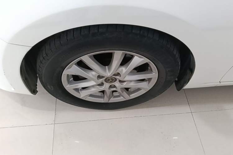Used Mazda 3 Axela 2016 Sedan 1.5L Automatic Luxury Model Left Front Wheel Hub