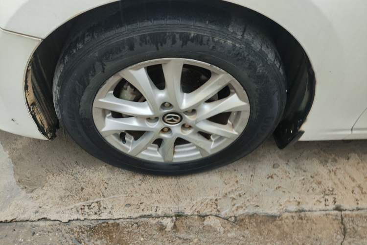 Used Mazda 3 Axela 2016 Sedan 1.5L Automatic Comfort Model Left Front Wheel Hub