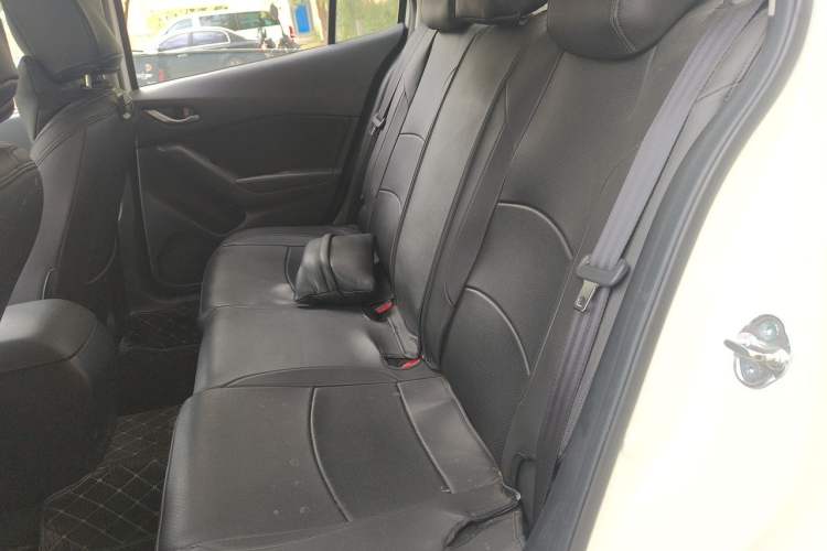 Used Mazda 3 Axela 2016 Sedan 1.5L Automatic Comfort Model Left Rear Seat