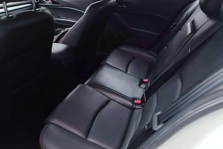 Used Mazda 3 Axela 2016 Sedan 1.5L Automatic Comfort Model Left Rear Seat