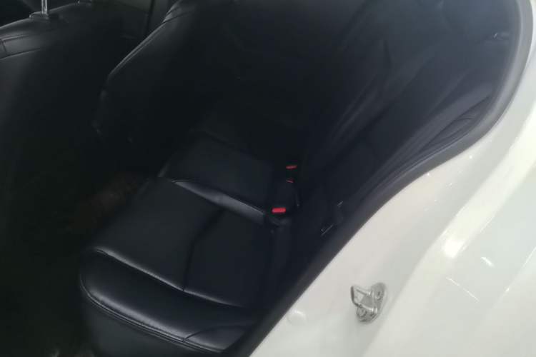 Used Mazda 3 Axela 2016 Sedan 1.5L Automatic Comfort Model Left Rear Seat