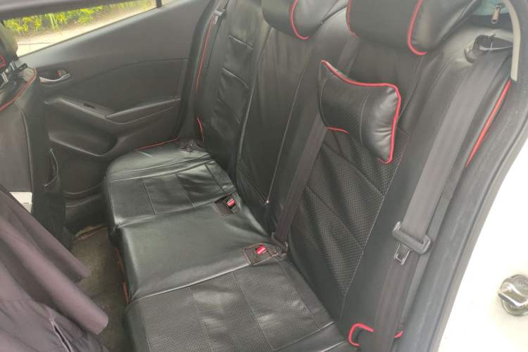 Used Mazda 3 Axela 2016 Sedan 1.5L Automatic Comfort Model Left Rear Seat