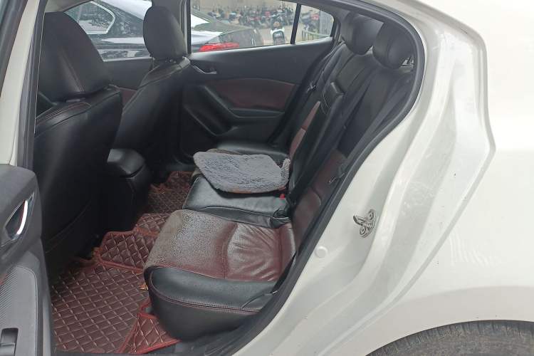 Used Mazda 3 Axela 2016 Sedan 1.5L Automatic Comfort Model Left Rear Seat