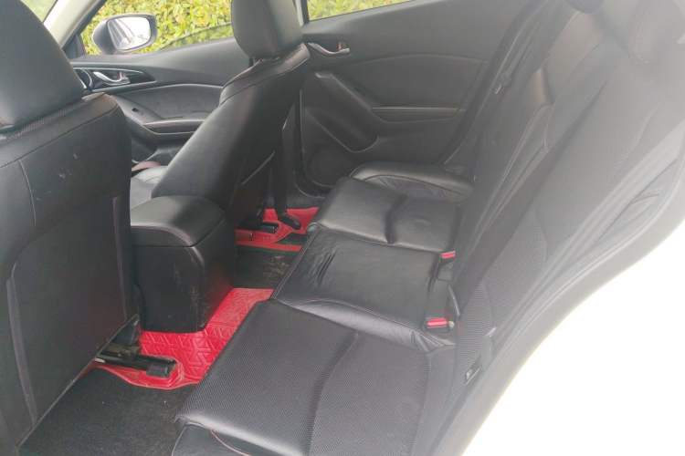 Used Mazda 3 Axela 2016 Sedan 2.0L Automatic Flagship Model Left Rear Seat