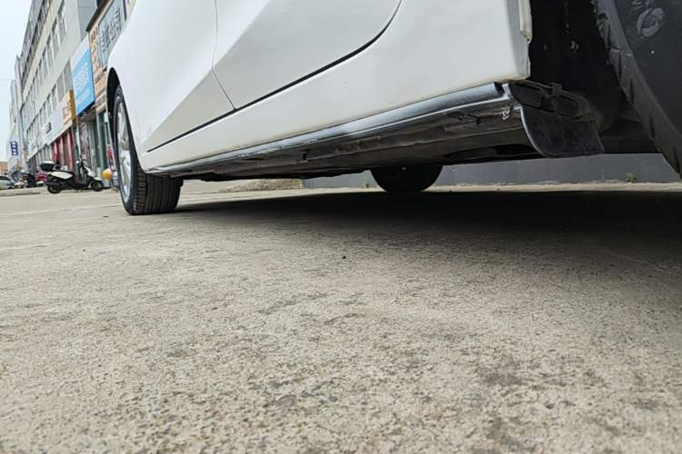 Used Mazda 3 Axela 2016 Sedan 1.5L Automatic Comfort Model Left Side Sill