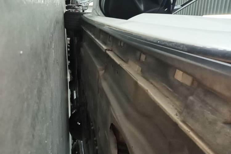 Used Mazda 3 Axela 2016 Sedan 1.5L Automatic Comfort Model Left Side Sill
