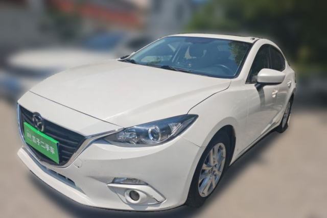 Used Mazda 3 Axela 2016 Sedan 1.5L Automatic Luxury Model