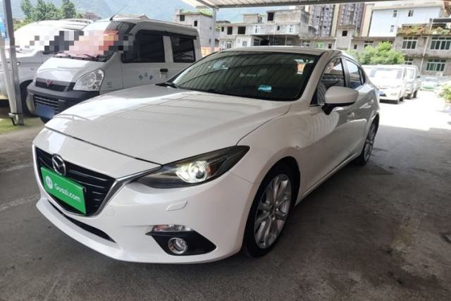 Used Mazda 3 Axela 2016 Sedan 2.0L Automatic Flagship Model