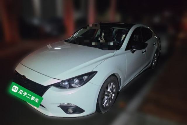 Used Mazda 3 Axela 2016 Sedan 1.5L Automatic Luxury Model