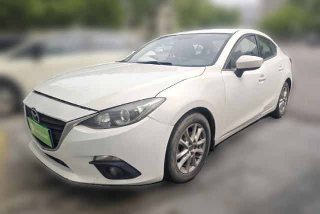 Używany Mazda 3 Axela 2016 Sedan 1.5L Automatic Comfort Model
