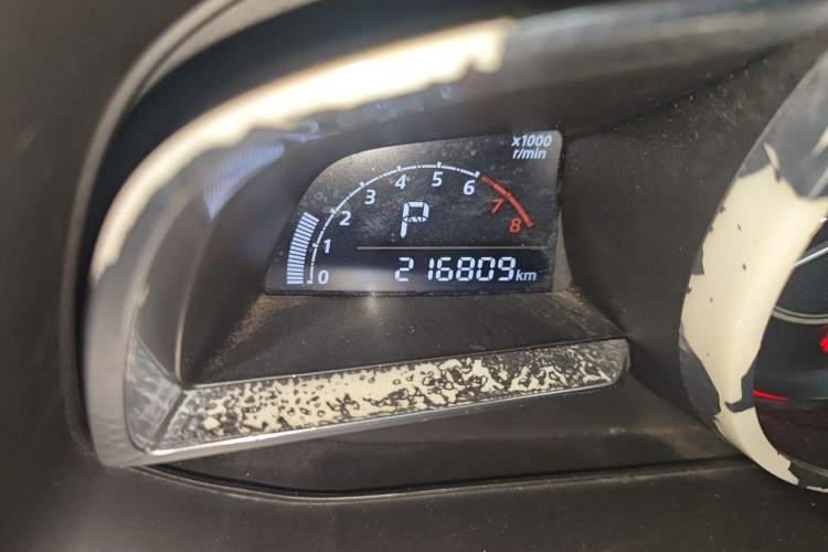 Used Mazda 3 Axela 2016 Sedan 1.5L Automatic Luxury Model Odometer Close Up