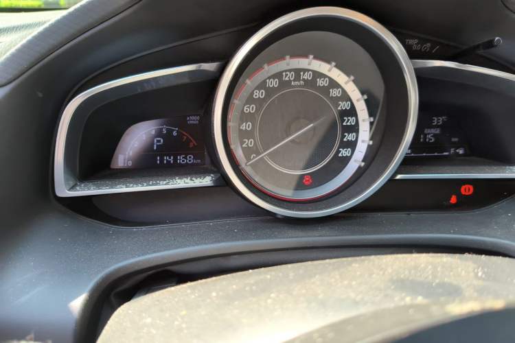 Used Mazda 3 Axela 2016 Sedan 1.5L Automatic Comfort Model Odometer Close Up