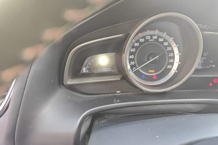 Used Mazda 3 Axela 2016 Sedan 2.0L Automatic Sport Model Odometer Close Up