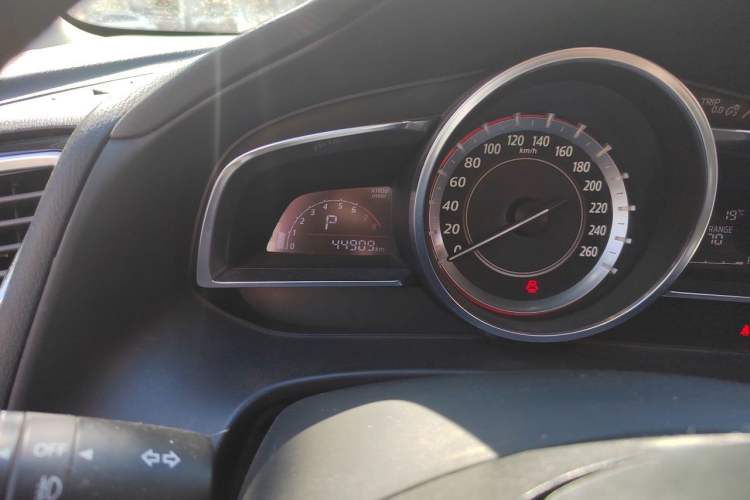 Used Mazda 3 Axela 2016 Sedan 1.5L Automatic Comfort Model Odometer Close Up
