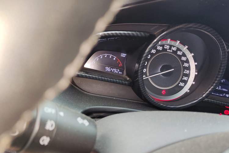 Used Mazda 3 Axela 2016 Sedan 1.5L Manual Comfort Model Odometer Close Up