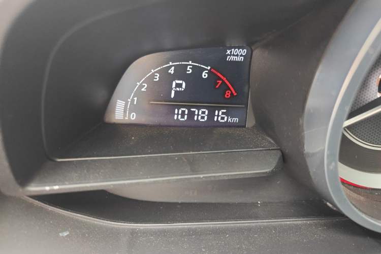 Used Mazda 3 Axela 2016 Sedan 1.5L Automatic Comfort Model Odometer Close Up
