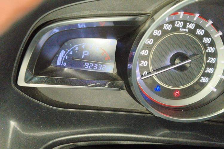 Used Mazda 3 Axela 2016 Sedan 1.5L Automatic Comfort Model Odometer Close Up