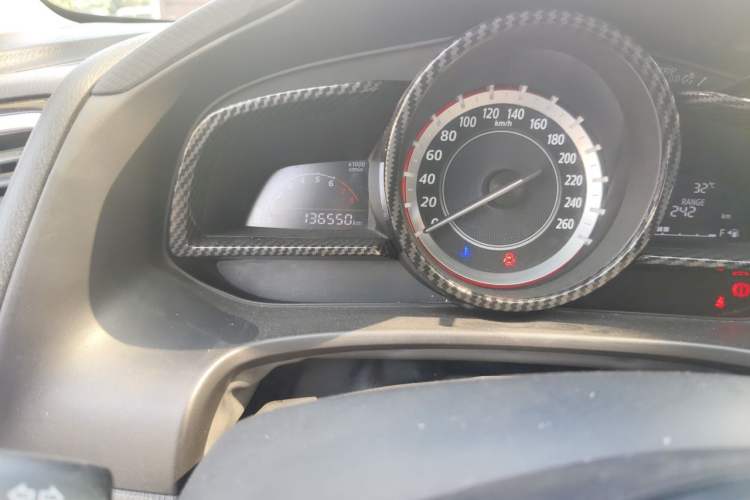 Used Mazda 3 Axela 2016 Sedan 1.5L Manual Comfort Model Odometer Close Up
