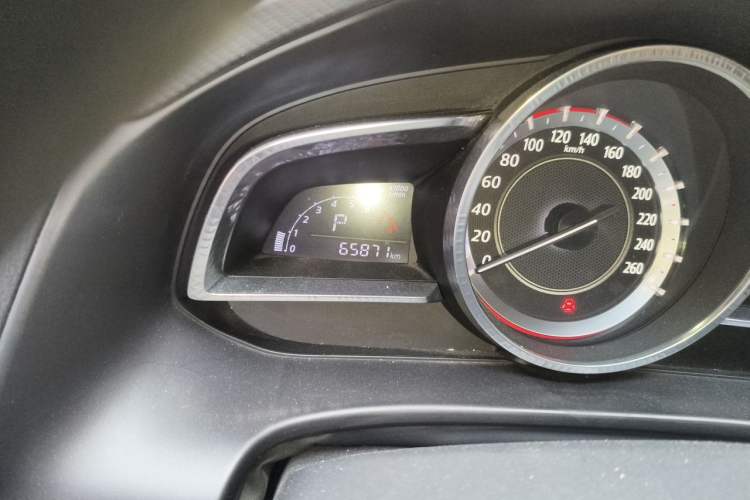 Used Mazda 3 Axela 2016 Sedan 1.5L Automatic Comfort Model Odometer Close Up