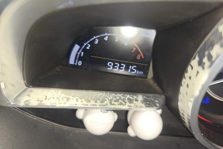Used Mazda 3 Axela 2016 Sedan 1.5L Manual Comfort Model Odometer Close Up