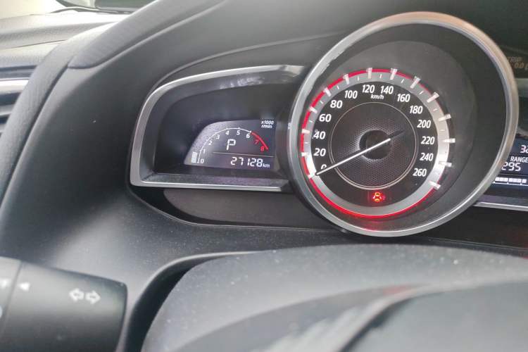 Used Mazda 3 Axela 2016 Sedan 1.5L Automatic Luxury Model Odometer Close Up
