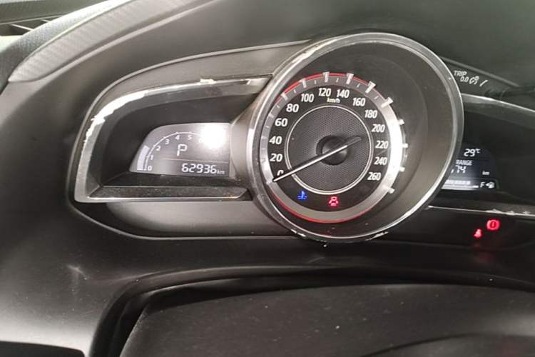 Used Mazda 3 Axela 2016 Sedan 1.5L Automatic Comfort Model Odometer Close Up