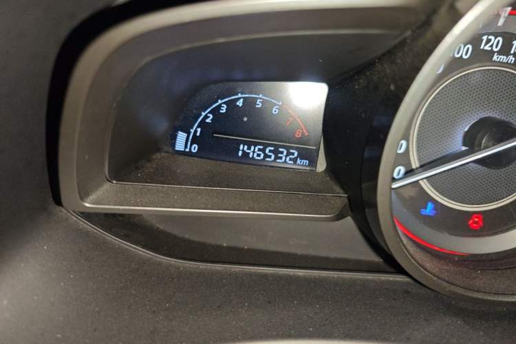 Used Mazda 3 Axela 2016 Sedan 1.5L Manual Comfort Model Odometer Close Up