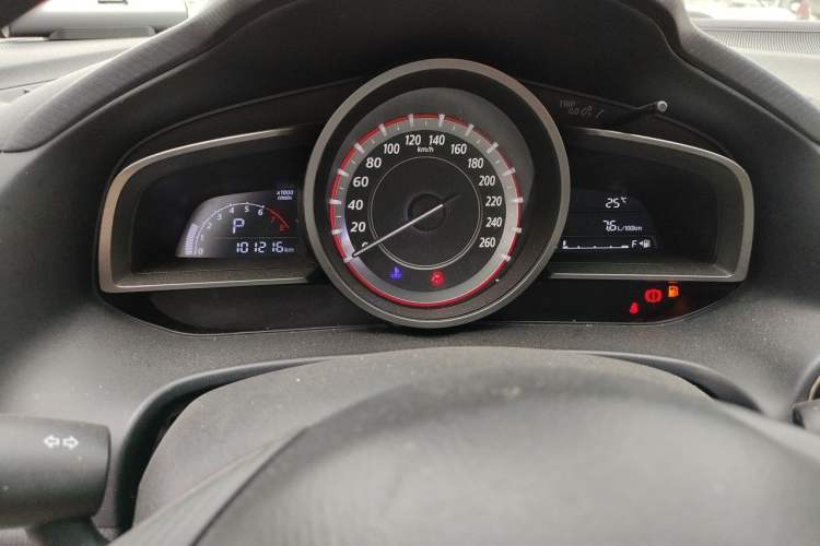 Used Mazda 3 Axela 2016 Sedan 1.5L Automatic Comfort Model Odometer Close Up
