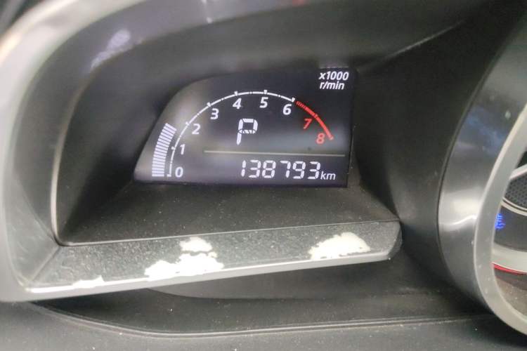 Used Mazda 3 Axela 2016 Sedan 1.5L Automatic Comfort Model Odometer Close Up