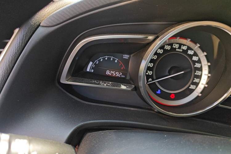 Used Mazda 3 Axela 2016 Sedan 1.5L Manual Comfort Model Odometer Close Up
