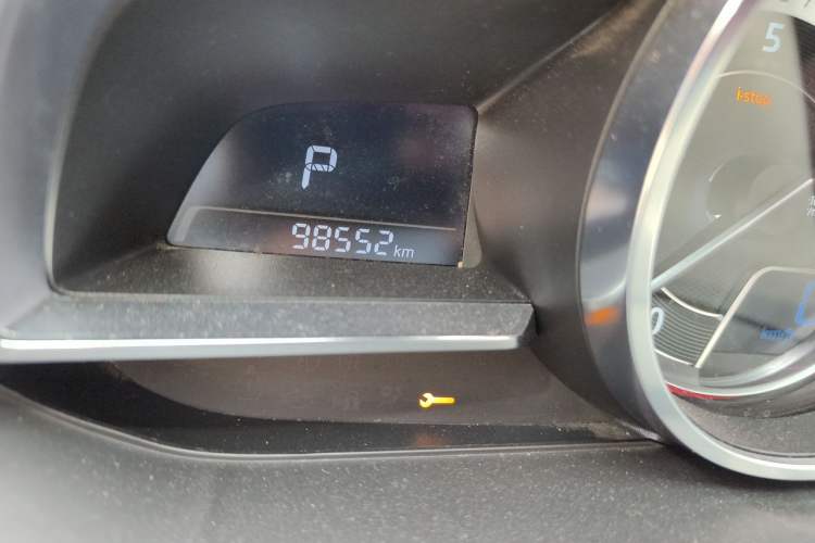Used Mazda 3 Axela 2016 Hatchback 2.0L Automatic Flagship Model Odometer Close Up