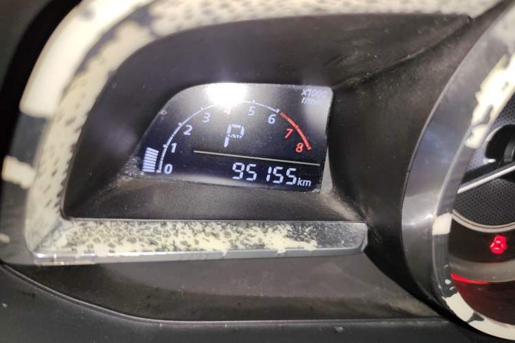 Used Mazda 3 Axela 2016 Sedan 1.5L Automatic Comfort Model Odometer Close Up