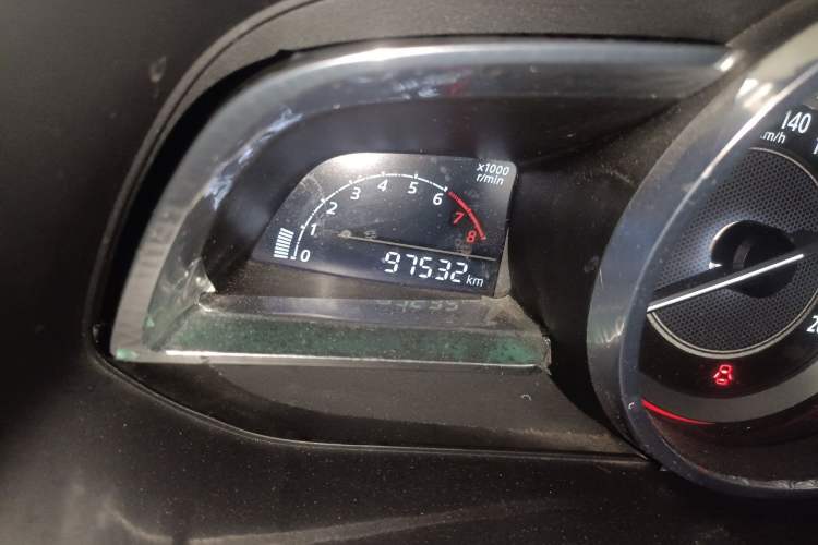 Used Mazda 3 Axela 2016 Sedan 1.5L Manual Comfort Model Odometer Close Up