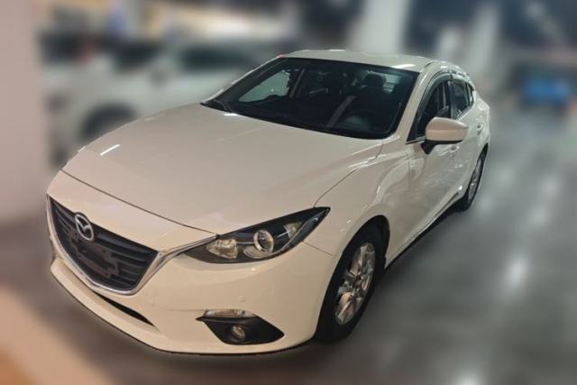 Used Mazda 3 Axela 2016 Sedan 1.5L Automatic Comfort Model